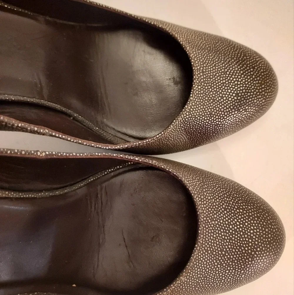 Cole Hann Textured Bronze Metallic Brown NikeAir Round Toe Pumps in Size 8.5 AA